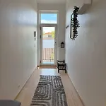 Pending Queen Bedroom With Balcony In Shared קופנהגן